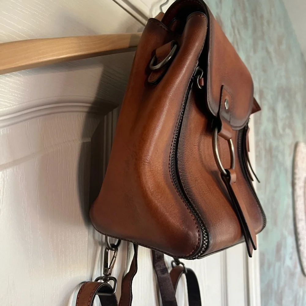 Women's Vintage Leather Backpack, New Buckle School Bag. - Picture 3 of 13
